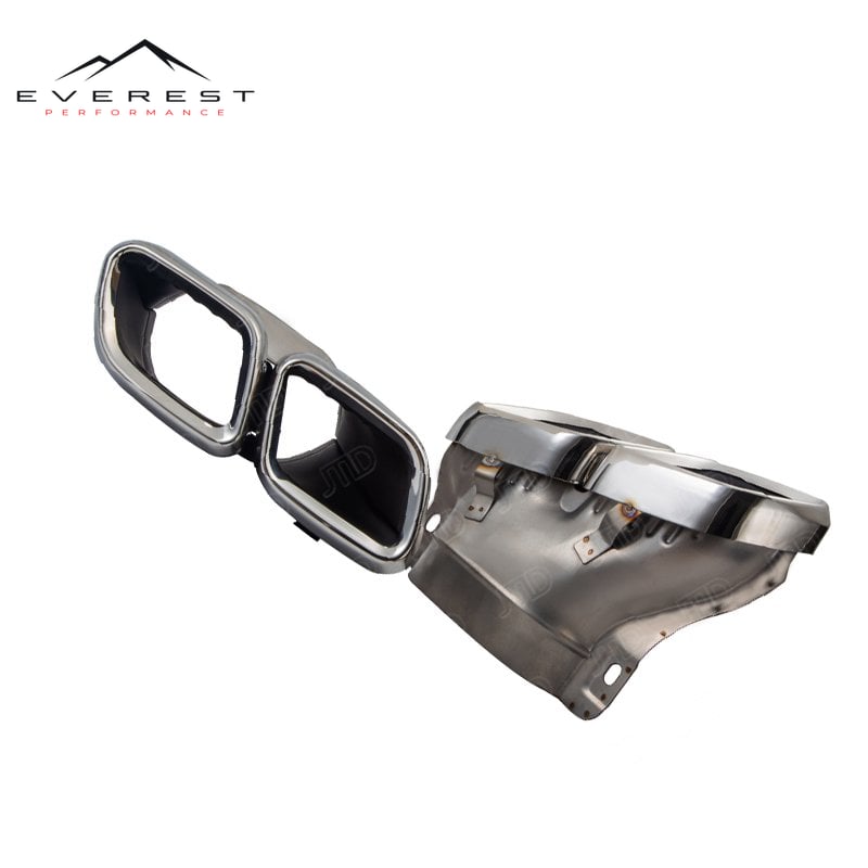 Mercedes-Benz W205 19+ W205 C63 Split Type Exhaust Tips — photo 1